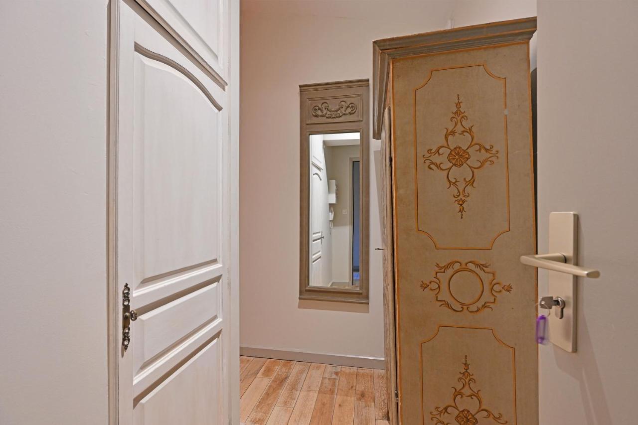 Au Coeur Des Papes, Dans Batisse De Charme Studios & Appartements En Coeur De Ville Авіньйон Екстер'єр фото