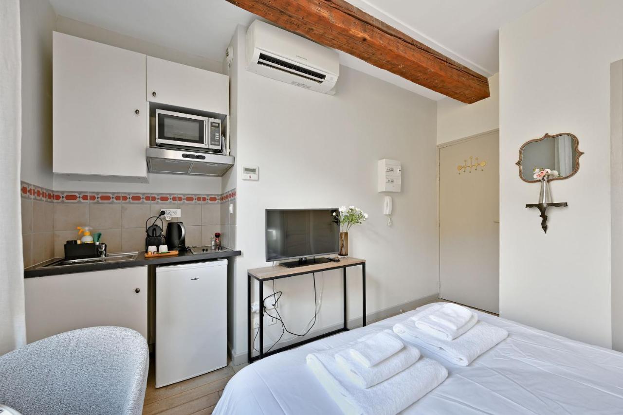 Au Coeur Des Papes, Dans Batisse De Charme Studios & Appartements En Coeur De Ville Авіньйон Екстер'єр фото