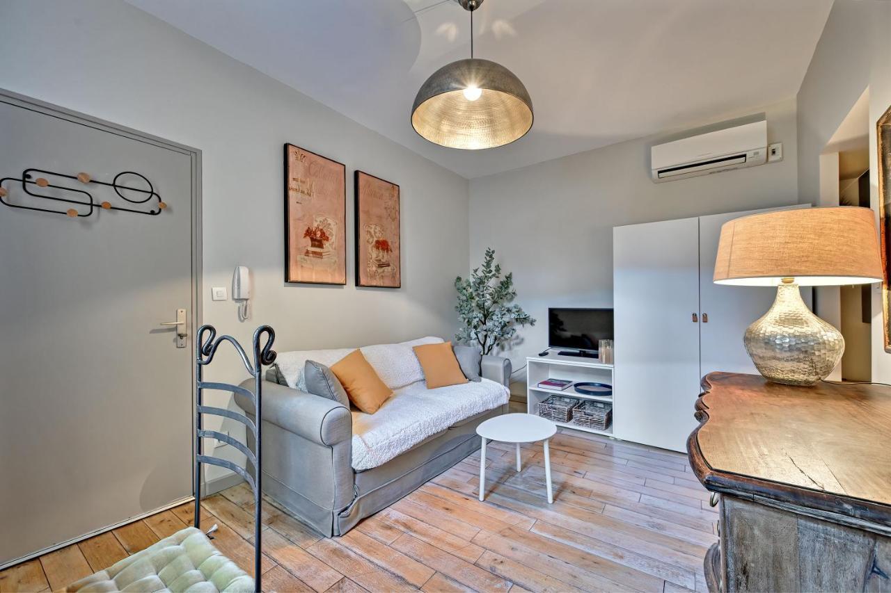 Au Coeur Des Papes, Dans Batisse De Charme Studios & Appartements En Coeur De Ville Авіньйон Екстер'єр фото