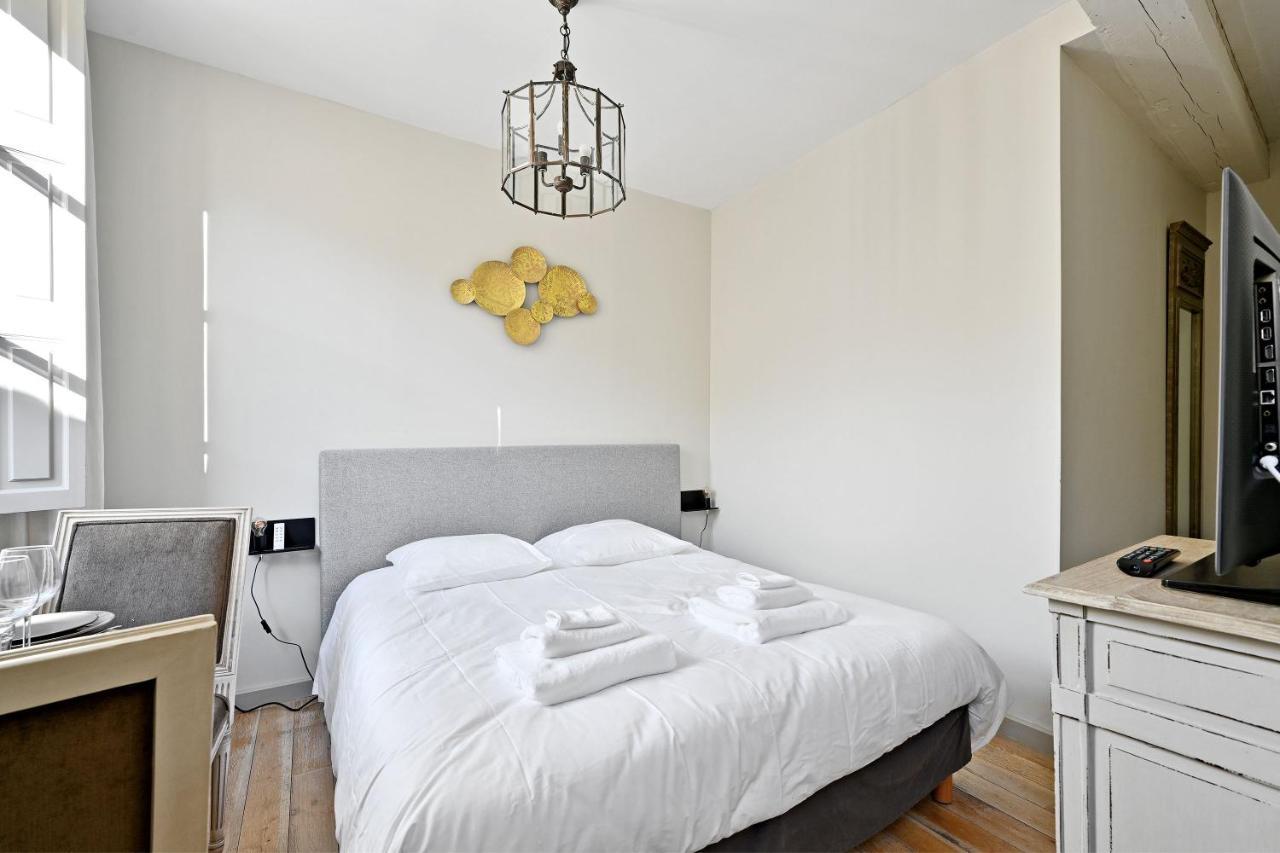 Au Coeur Des Papes, Dans Batisse De Charme Studios & Appartements En Coeur De Ville Авіньйон Екстер'єр фото