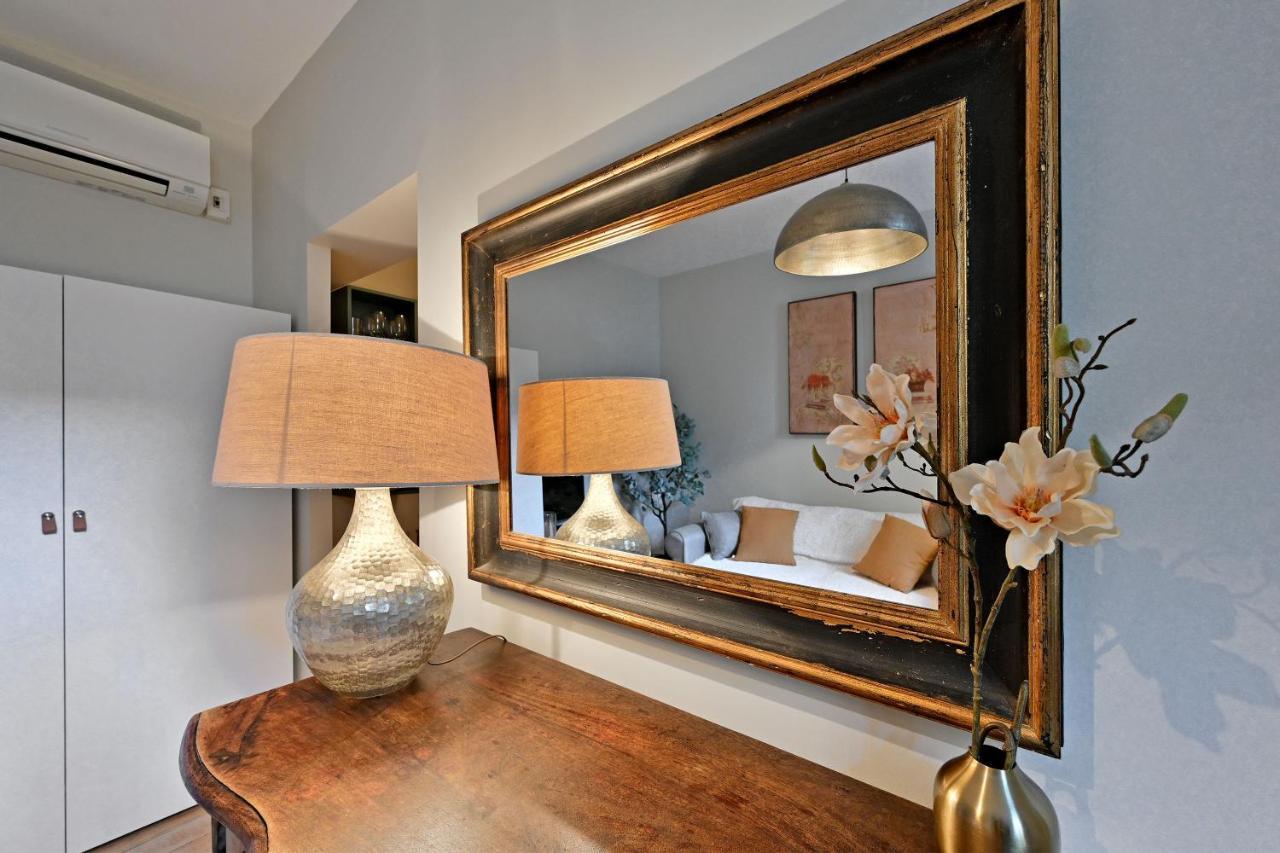 Au Coeur Des Papes, Dans Batisse De Charme Studios & Appartements En Coeur De Ville Авіньйон Екстер'єр фото