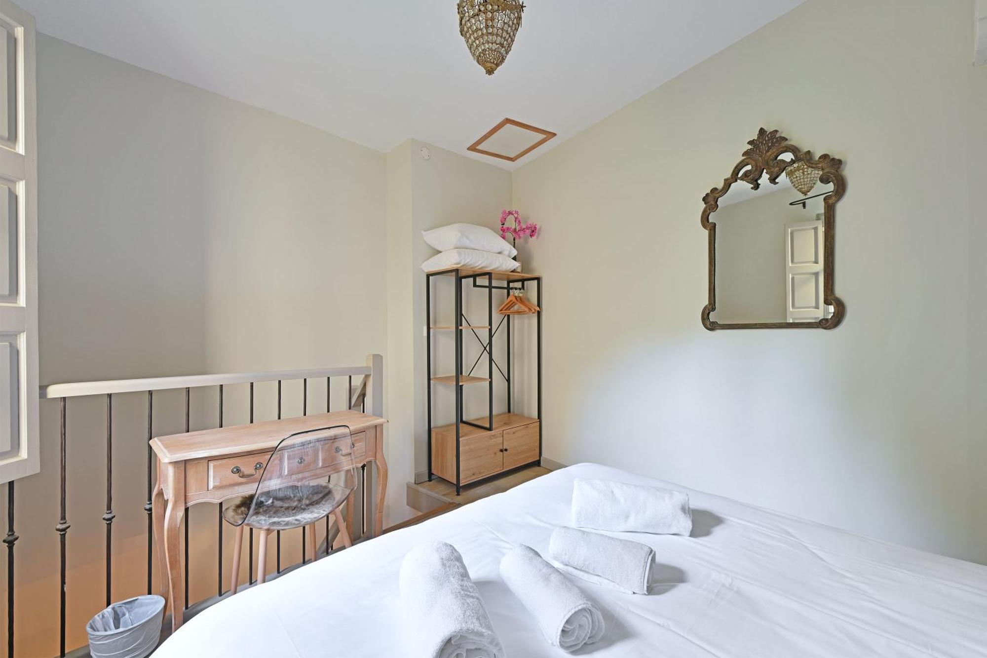 Au Coeur Des Papes, Dans Batisse De Charme Studios & Appartements En Coeur De Ville Авіньйон Екстер'єр фото